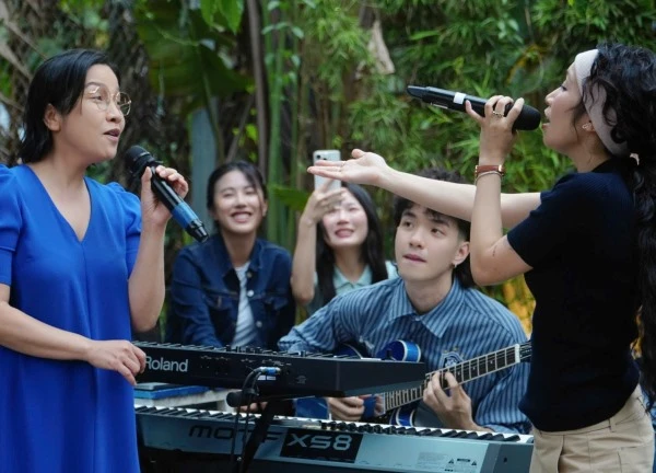 Diva Mỹ Linh: "Dù bận đến đâu, tôi luôn dành thời gian cho các con"