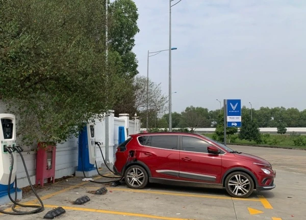 Hầu hết người dùng xe điện không muốn quay về với xe động cơ đốt trong
