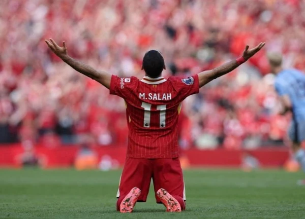 Salah đi vào lịch sử Premier League