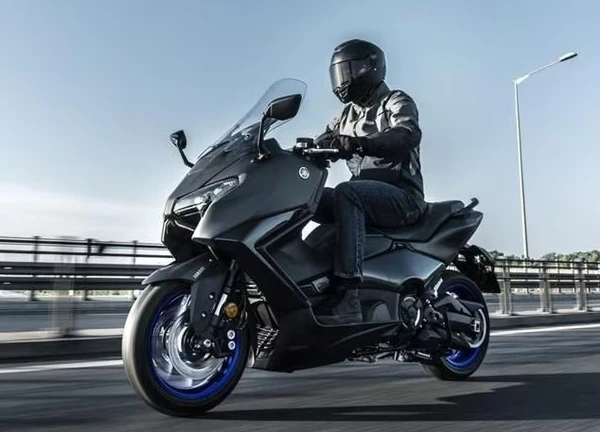 Yamaha TMAX560 2025 trình làng, thiết kế siêu 'ngầu' tích hợp loạt công nghệ hiện đại