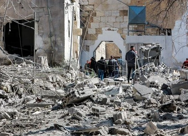 Israel không kích cơ sở quân sự gần Damascus