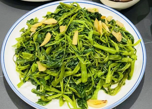 Loại rau bán đầy chợ Việt lọt top 100 món rau ngon nhất Thế giới, chiếm thứ 24 trên bảng xếp hạng