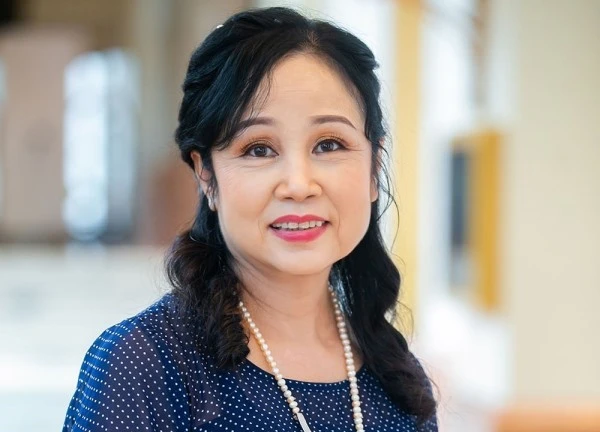 "Mẹ chồng" ghê nhất phim Việt: Có hàm đại tá, là nguyên Giám đốc Nhà hát kịch nói