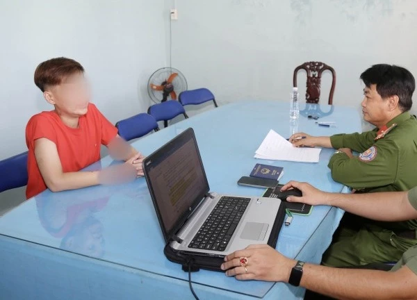Bắt đối tượng lừa đảo đến từ khu "Tam Thái Tử" ở Campuchia