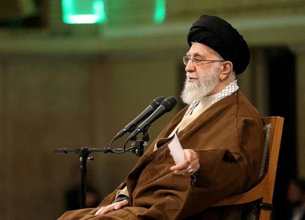 Iran cảnh báo có thể tấn công láng giềng nếu họ hỗ trợ Mỹ?