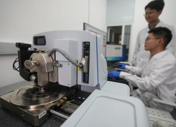 Trung Quốc đạt đột phá mới trong tiến trình nghiên cứu biến nước thành nhiên liệu