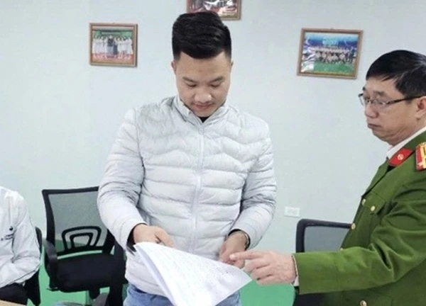Chiêu trốn thuế bằng 2 hệ thống kế toán của đường dây sản xuất sữa bột giả