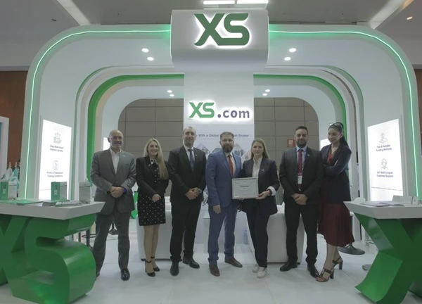 Đánh giá sàn giao dịch XS.com Broker 2025: Uy tín hay lừa đảo?