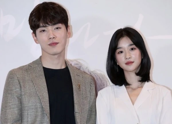 "Điên nữ" Seo Ye Ji hứng bão gạch đá vì nhắc đến tình cũ với thái độ cực kỳ cay cú