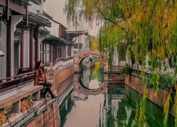 Khám phá vẻ đẹp được bảo tồn qua thời gian của phố cổ Trung Quốc