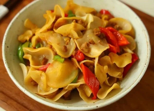Phụ nữ nên ăn nhiều món này: Dễ nấu mà giòn ngon, được ví tốt hơn tổ yến trong việc chăm sóc sắc đẹp