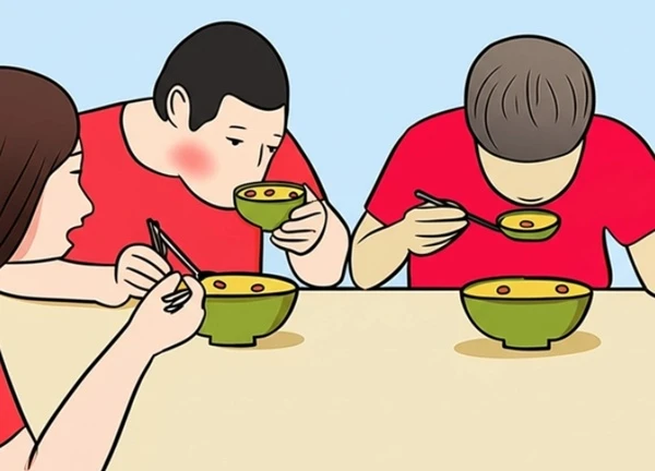 Sống chung với đam mê của chồng, cả nhà được nhiều phen hú vía, thậm chí mẹ chồng còn lo lắng hỏi: "Con bị trúng gió à?"