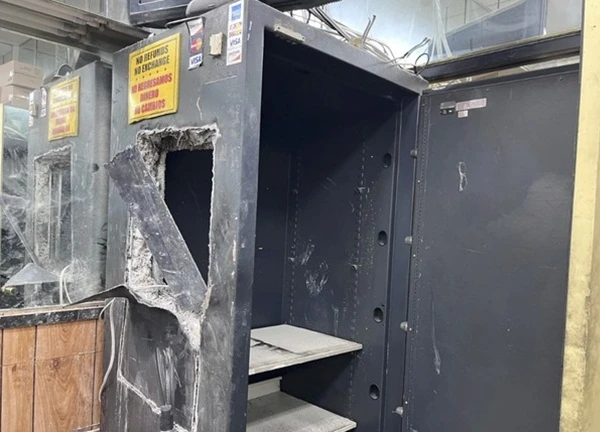 Trộm cửa hàng trang sức 20 triệu USD như phim ở Los Angeles