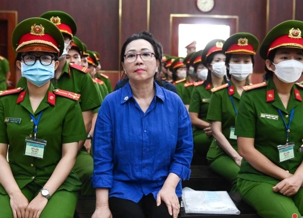 Bà Trương Mỹ Lan vẫn lãnh án tử hình, nộp 31 tỷ đồng án phí