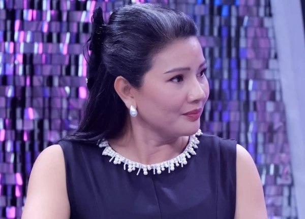 Diễn viên Kiều Trinh nhắc về 26 năm làm mẹ đơn thân