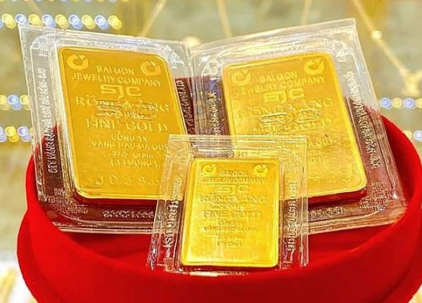 Giá vàng hôm nay 21/4: Lại tăng phi mã, được dự báo còn tăng nữa