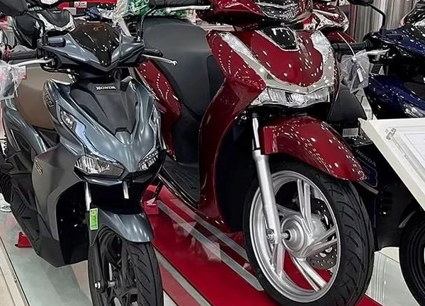 Giá xe máy Honda mới nhất cực hấp dẫn: SH, Vision, Lead có giá bao nhiêu?