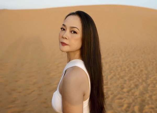 'Nữ hoàng nhạc nhẹ Sài Gòn' trở lại ở tuổi 60
