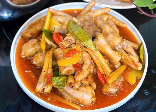 Tự làm mồi nhậu từ chân gà theo cách này siêu ngon lại đảm bảo