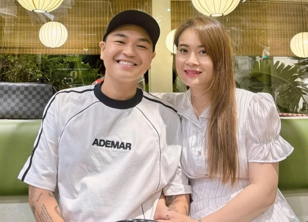 Cuộc sống viên mãn của nam nghệ sĩ Việt lấy vợ hơn 8 tuổi, có 2 con riêng