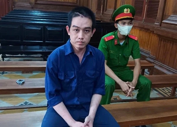 Cựu thiếu úy CSGT tham ô hơn 4,1 tỉ đồng tiền lệ phí đăng ký xe