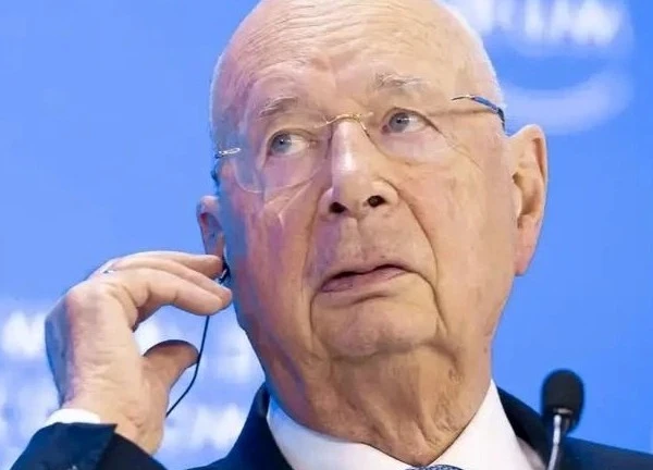 Diễn đàn Kinh tế Thế giới (WEF) điều tra nhà sáng lập Klaus Schwab