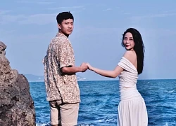 Mỹ nhân làng bóng đá ở nhà mặc đồ như "bà thím", ra ngoài với chồng cầu thủ lại sexy, quyến rũ ngỡ ngàng