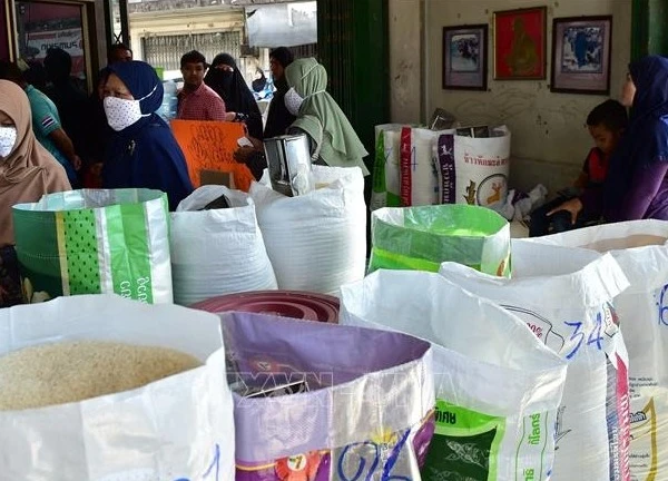 Thuế Mỹ 'giáng đòn' vào ngành gạo Thái Lan