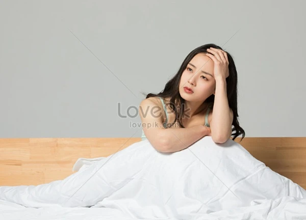 Tôi sững sờ khi con riêng chồng cho biết lý do vì sao bố mẹ chia tay