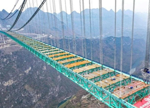 Trung Quốc sắp khánh thành cây cầu cao nhất hành tinh