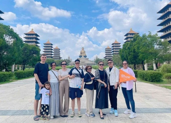 TSTtourist tung loạt tour văn hóa, lịch sử dịp Hè 2025