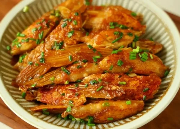 Vây cá hồi vừa ngon mà lại siêu rẻ, chế biến kiểu này ai cũng mê