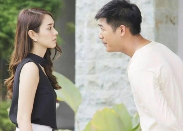 Bố chồng nói bán nhà để có 2 tỷ trả nợ cho con gái, tôi ngỏ ý muốn mua thì bị chồng mắng sấp mặt và đuổi ra khỏi nhà