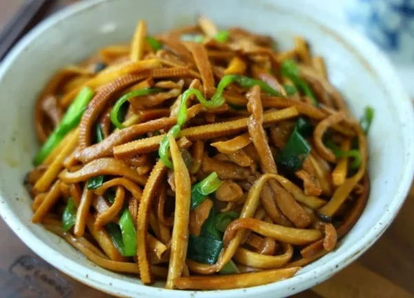 Trời nóng mà có món này, cả nhà "vét sạch" mâm cơm
