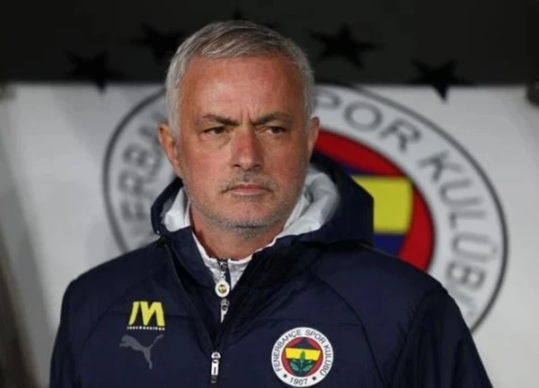 Tuyển Bồ Đào Nha muốn bổ nhiệm Mourinho