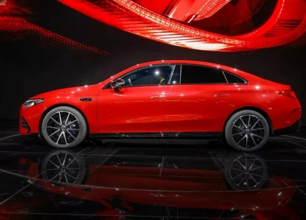 Mercedes-Benz CLA thuần điện bổ sung bản kéo dài trục cơ sở