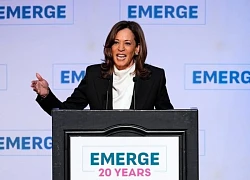 Bà Harris công kích 100 ngày đầu nắm quyền của ông Trump