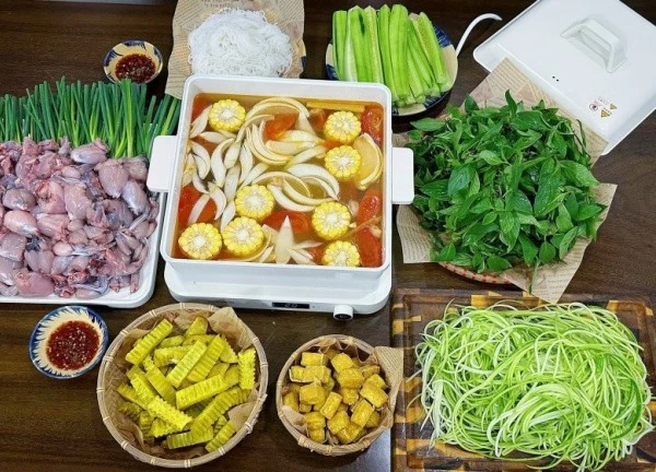 Chi tiết cách làm 8 món lẩu ngon miệng, giúp gia đình quây quần dịp nghỉ lễ