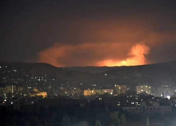 Israel không kích nhiều địa điểm ở Syria