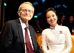 MC có màn 'bắn' tiếng Anh đối thoại với nhân chứng lịch sử là ai?