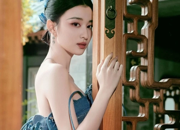 Tử vi 3 con giáp may mắn nhất thứ Sáu (2/5): Tiền bạc đầy nhà, nghênh ngang đón tài lộc