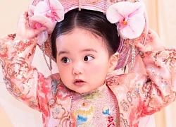 Vẻ đẹp như búp bê của con gái út nhà Khánh Thi-Phan Hiển, đáng yêu cỡ này bảo sao lu mờ bố mẹ nổi tiếng