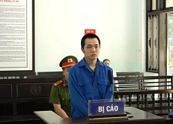 Vết trượt dài của kẻ "ăn đất"