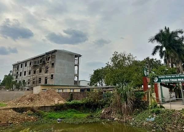Vụ xây 'chui' dãy phòng học ở Hà Nội: Đề nghị kỷ luật nhiều lãnh đạo