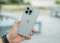 Chiếc laptop mỏng nhẹ, pin lâu, giải quyết cái khó của freelancer