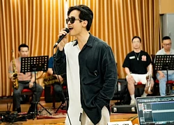 Choáng ngợp lễ hội âm nhạc cháy vé sau 30 phút mở bán, Hà Anh Tuấn - Đen và dàn sao hot nhất Vpop chạy nước rút