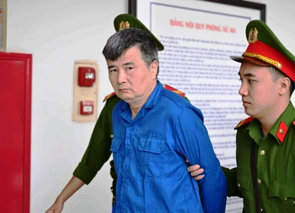 Cựu Phó Vụ trưởng Nguyễn Lộc An khai việc nữ đại gia xòe sổ đỏ, đòi tặng nhà