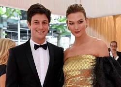 Cựu 'thiên thần nội y' Karlie Kloss kể hôn nhân hạnh phúc bên chồng tài phiệt