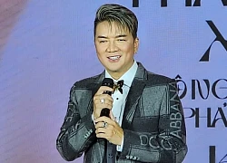 Đàm Vĩnh Hưng: Cảm ơn Minh Nhiên, tôi đã có 14 bài 'Xin lỗi tình yêu' khác