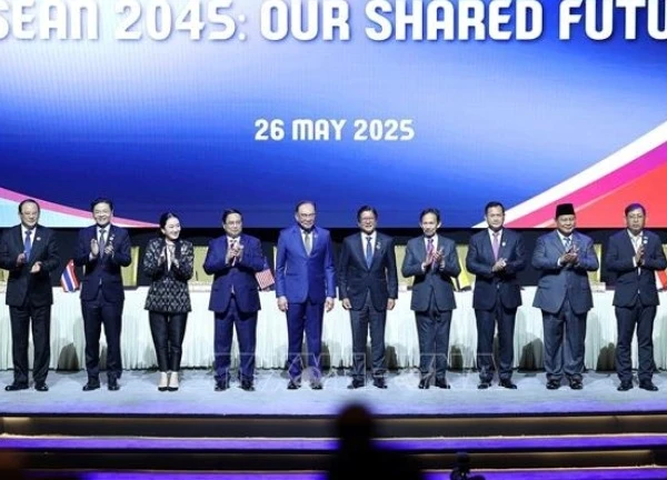 Hội nghị Cấp cao ASEAN: Tái khẳng định cam kết duy trì hòa bình và tự do hàng hải ở Biển Đông